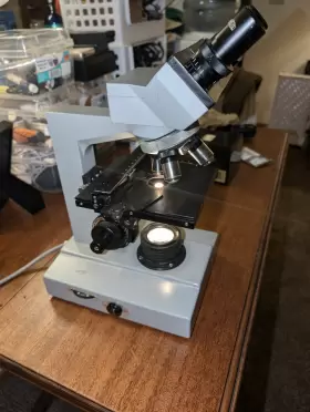 812816 Accu-scope 812186 Bristolscope Bristoline