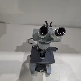 10-118 American Optical Microscope