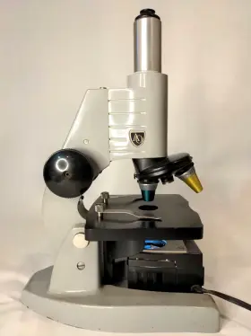 B-35-83 American Optical Ao Microscope With 2 Objectives 10x And 43x #2