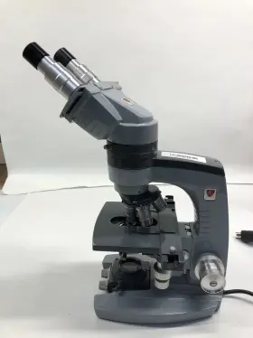 590812 American Optical Corp Microscope 1031 With 4 Objectives Med