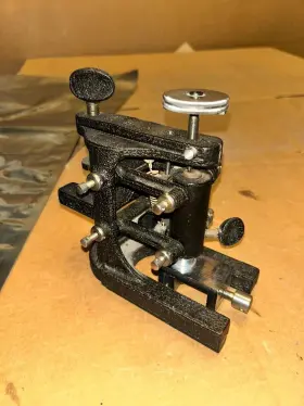 Om-5000 American Optical Co. Microtome Model 900
