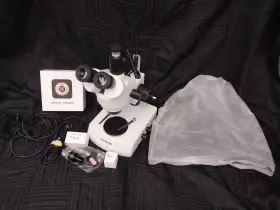 Amscope 013964500363 Trinocular Zoom Stereo Microscope With Digital Camera - Functions Great