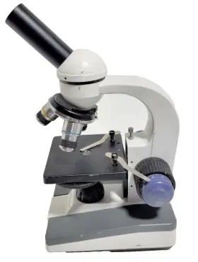 1932729 Amscope Microscope Stand With Mutli Piece Eyepieces