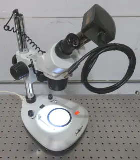 Mu1403-bi Amscope C197644 Binocular 2x/4x Microscope With Mu1403 Camera Lighted Base Stand