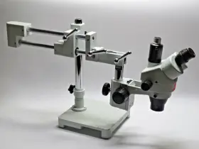 Sm-4tpy Amscope E-169 Simul-focal Stereo Zoom Microscope On Dual Arm Boom Stand