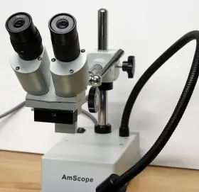 St-50 Amscope 10x Widefield Stereo Microscope With Boom Arm Stand And Led Light