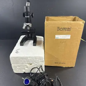 55702-02 Boreal Inclined Student Microscope With Illuminator -5x 10x 40x