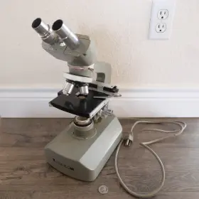 753649 Bristolscope Bristoline Compound Microscope Missing Ocular Lens