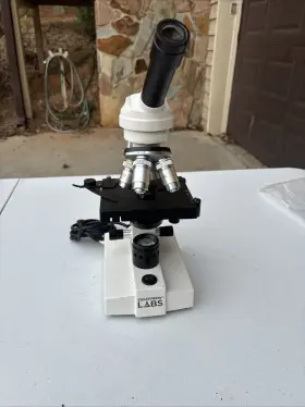 Cm2000cf Celestron 44130 Labs Compound Microscope #