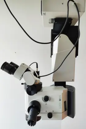M820 Ecleris Leica Ophthalmic Surgical Microscope With F40 Stand #3