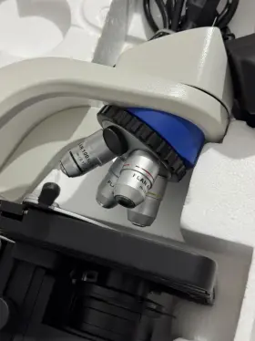 11350111 Fisher Scientific Ax-800 Series Compound Research Microscope Model #3