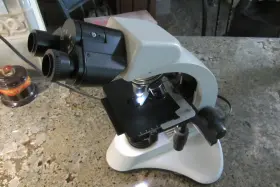 0212-301 Iso 9001 0212 Microscope - As Is Works Fine Free Shipping