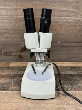T-2400c Ken-a-vision Vintage Microscope Tested To Turn On In Excellent Condition
