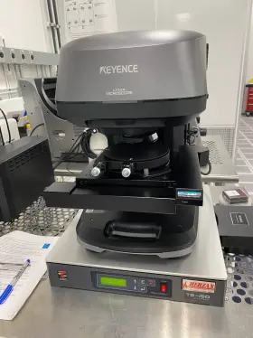 Vk-x3050 Keyence Vk-d3 3d Surface Profiler With Stage And Ts-150 Isolation Table