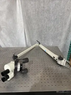 924974 Kyowa Tokyo Microscope No. With Adjustable Stand And Light