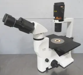 C189956 Labomed Tcm400 Inverted Microscope 4x 10x 20x Objectives W10x/22 Eye #3