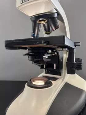 1349 Leica Cme Binocular Microscope With 2 Objectives - #2