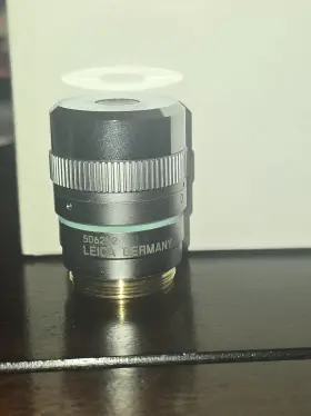 506242 Leica Hc Pl Fluotar L 20x/0.40 Corr M25 Thread Size