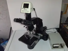 717934 Leitz Wetzlar Research Microscope Black
