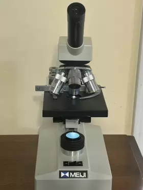 19555 Meiji Monocular Microscope - 4x/10x/40x/100x Works Great