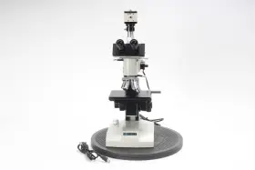 Ml7000 Meiji Techno Co. Metallurgical Microscope With Eyepieces And 4x Objectives