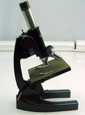 5722 Monolux Vintage Microscope Model #3