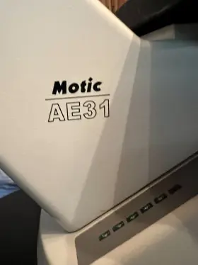 Ae31 Motic Microscope Several Options And 5 Lenses Sold As Is For Parts #2