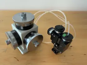 Mwo-3 Narishige Oil Hydraulic Fine Micromanipulator Three-axis Stage Microscope