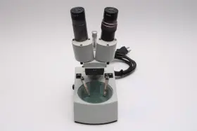 400tbl National Model Stereo Microscope With 2x Eyepieces And W10x Objective