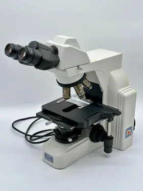 E400 Nikon 040100002290 Eclipse Microscope Without Bjectives And Abbe .90 Condenser - Working