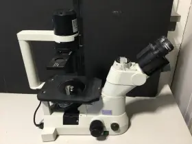 302197 Nikon Ts100 Inverted Microscope