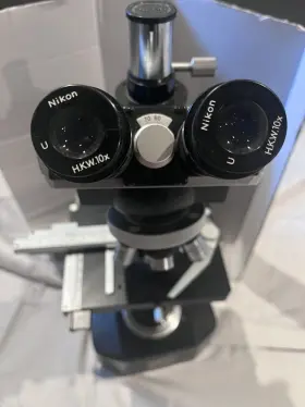 68042 Nikon Microscope #3
