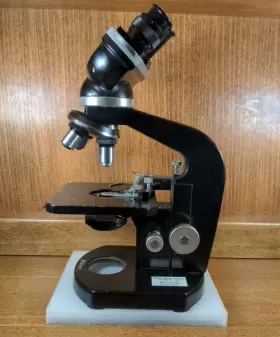 88721 Nikon Vintage Black Microscope With 3 Objectives And Condenser No Light #3