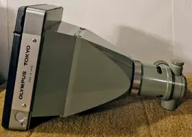 200366 Olympus Tokyo Pm-p Microscope Camera Polaroid Adaptor Untested