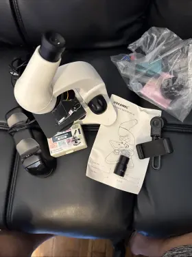 M8211 Omax Uscamel Microscope