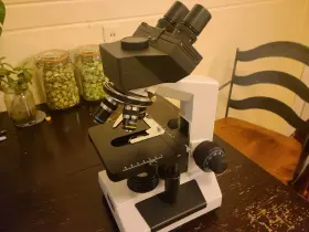 40x-1600x Omax M837tl Compound Lab Biological Trinocular Microscope With Led Light