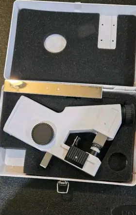 Njc-1 Ray Vision Portable Manual Lensmeter Focimeter Lensometer Optometry Optic Machine
