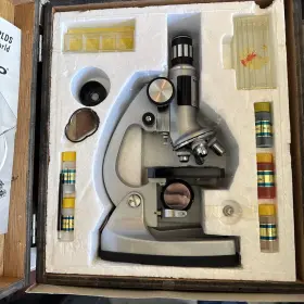 952p Tasco Vintage Deluxe Microscope 972 -new In Original Wooden Box