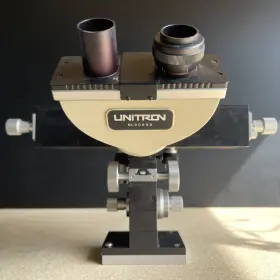20938 Unitron Stereo Microscope