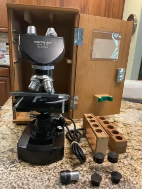 Wood4n Unitrons 50129 Microscope Binocular Unitron Bmkk No.50129 Upright In Case Japan