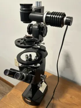 M40-81350 Wild Heerbrugg Inverted Microscope Turns On