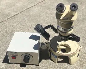 M5-65601 Wild Heerbrugg Stereo Microscope With 20x Eyepieces Swiss Made