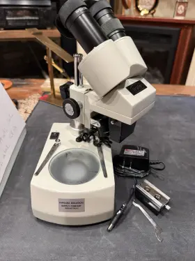 50651254 Wolfe Stereo Microscope Binocular Upright 10x Biological Lab Model