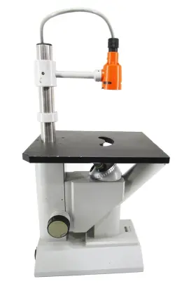 03-9901 Zeiss Microscope - Needs Head