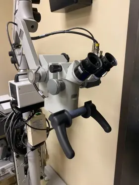 303460-0000-000 Zeiss Opmi 6 Ophthalmology Surgical Microscope With Osm 200 Stand F175 Lens