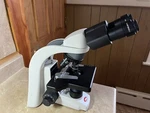 Motic 1100100402422 BA210E Microscopio Trinocular Con Mpara Hal Gena. Fixed Price $700.00.