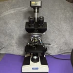 Omax Trinocular Compound Microscope 40X-2500X With 14MP Digital Camera A35140U. Fixed Price $400.00.